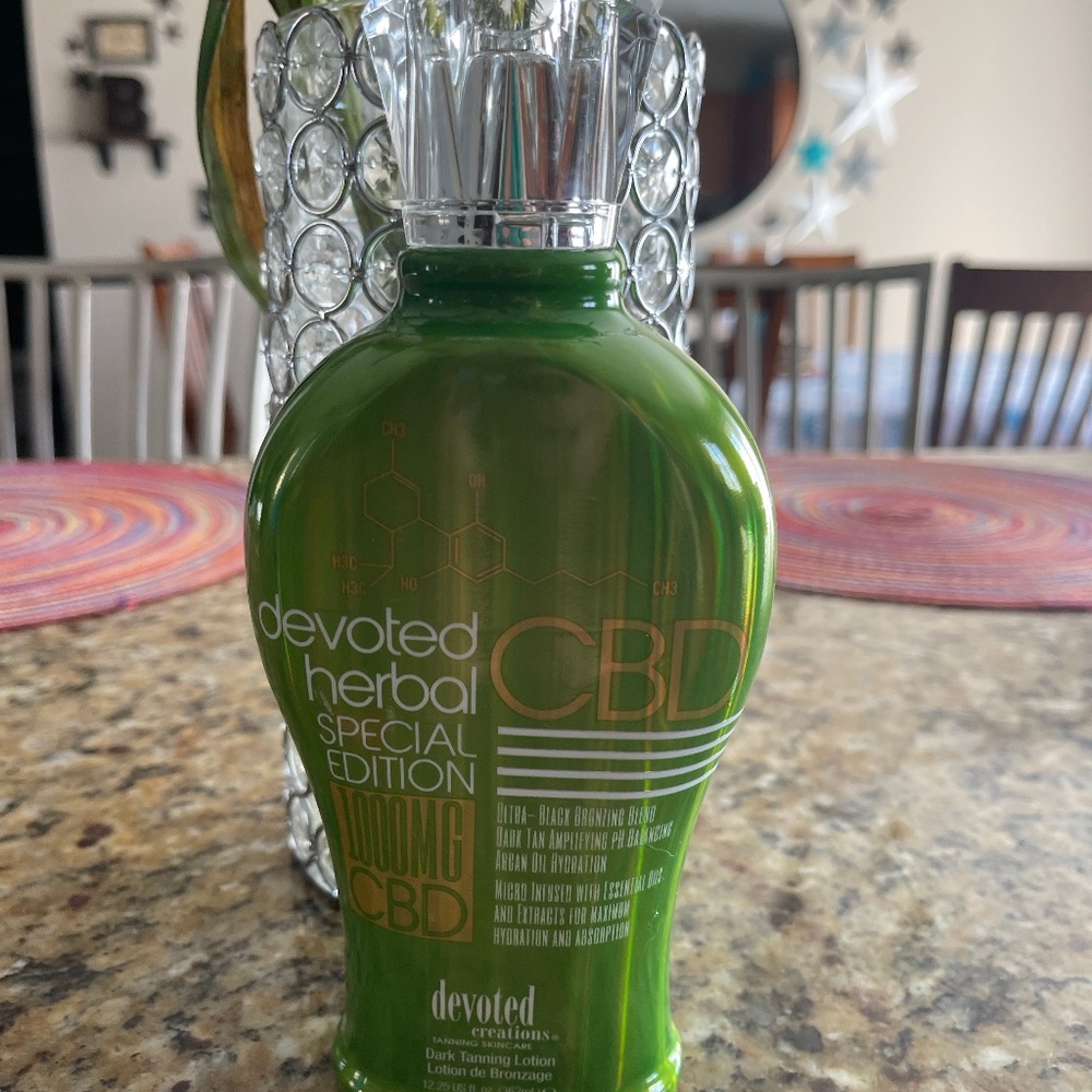 Devoted Creations Dark Tanning Lotion